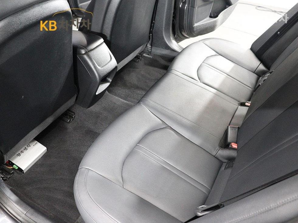 Kia K5 — miniaturë 17