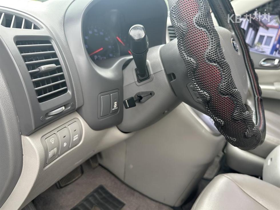 Kia Carnival — miniaturë 13