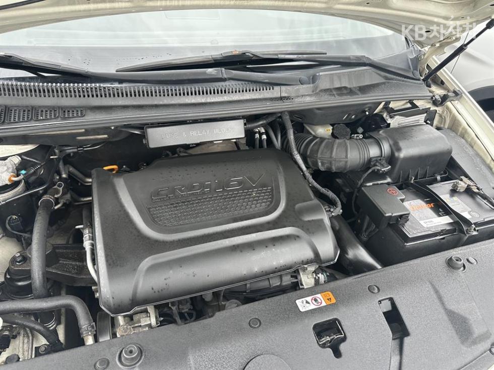 Kia Carnival — miniaturë 20