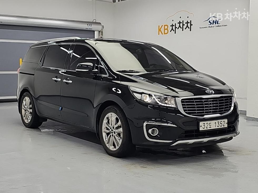 Kia Carnival — miniaturë 4