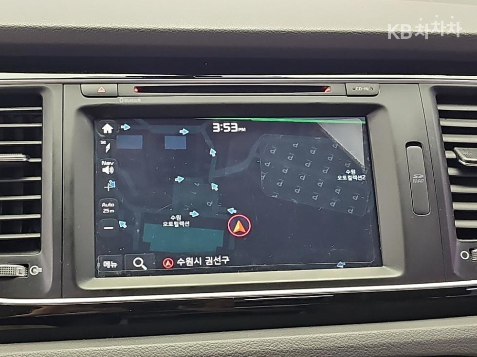 Kia Carnival — miniaturë 16
