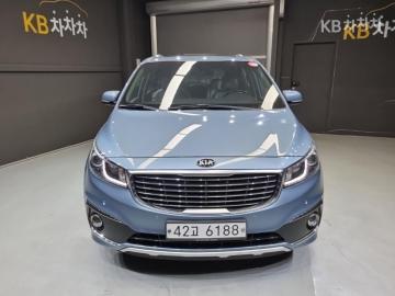 Kia Carnival 9인승 2.2 디젤 — foto 1