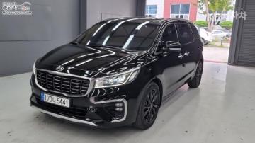 Kia Carnival 7인승 2.2 디젤 리무진 — foto 1