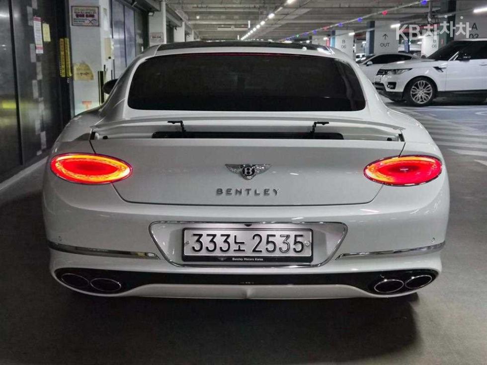 2021 Bentley GT photo