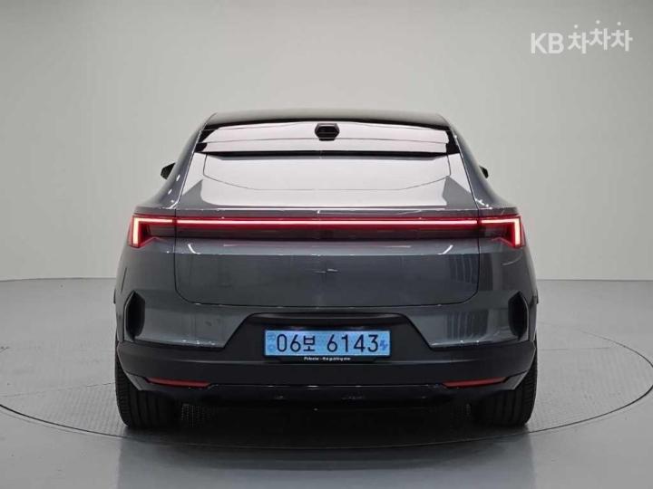 Polestar Polestar 4 2026 photo 3