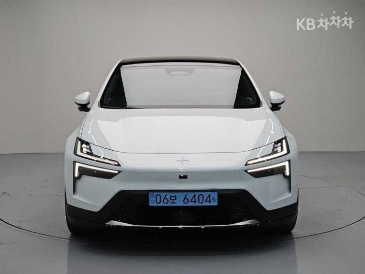 Polestar Polestar 4 2026 photo 2