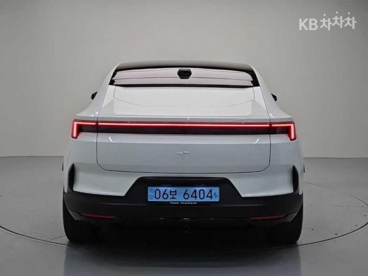Polestar Polestar 4 2026 photo 3