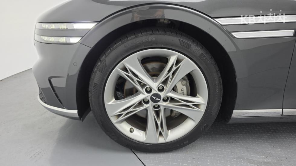 2022 Genesis G90(RS4) photo