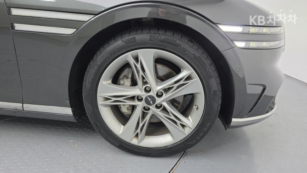 2022 Genesis G90(RS4) photo