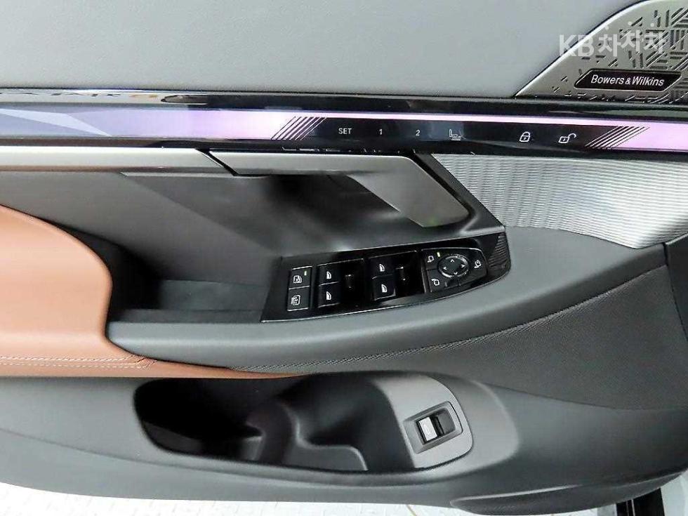 BMW 5er — miniaturë 11