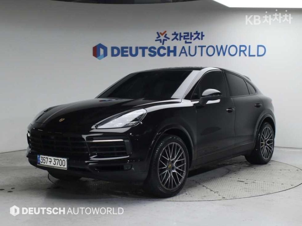 2020 Porsche (9Y0) photo