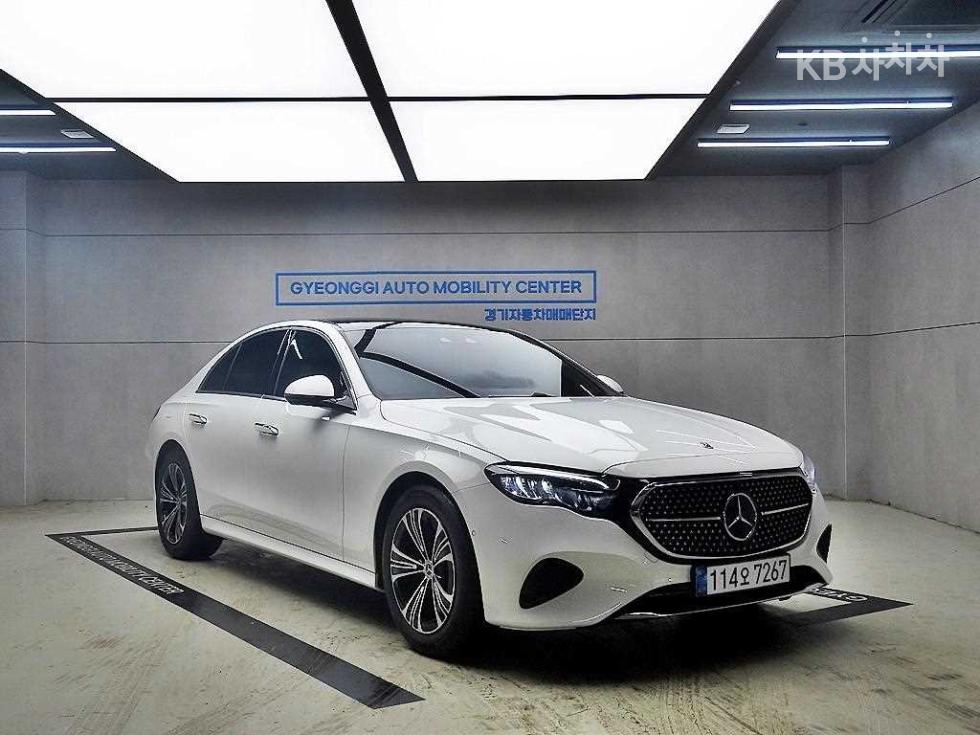 مرسيدس E-Class