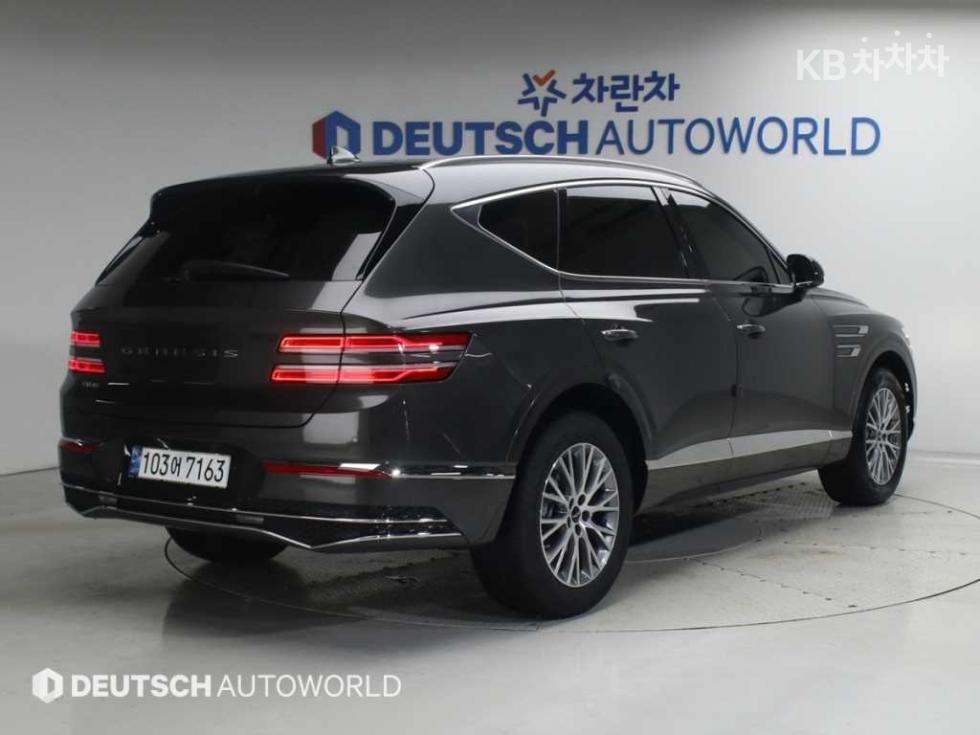 2024 Genesis GV80 photo