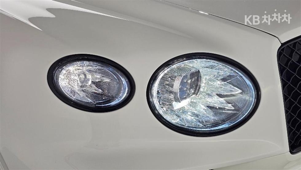 2024 Bentley Used Car photo