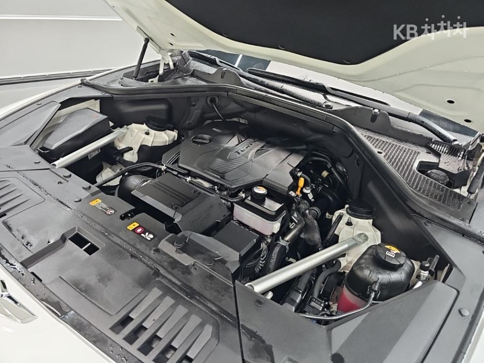 2022 Genesis GV80 photo