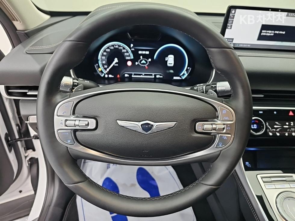 2022 Genesis GV80 photo