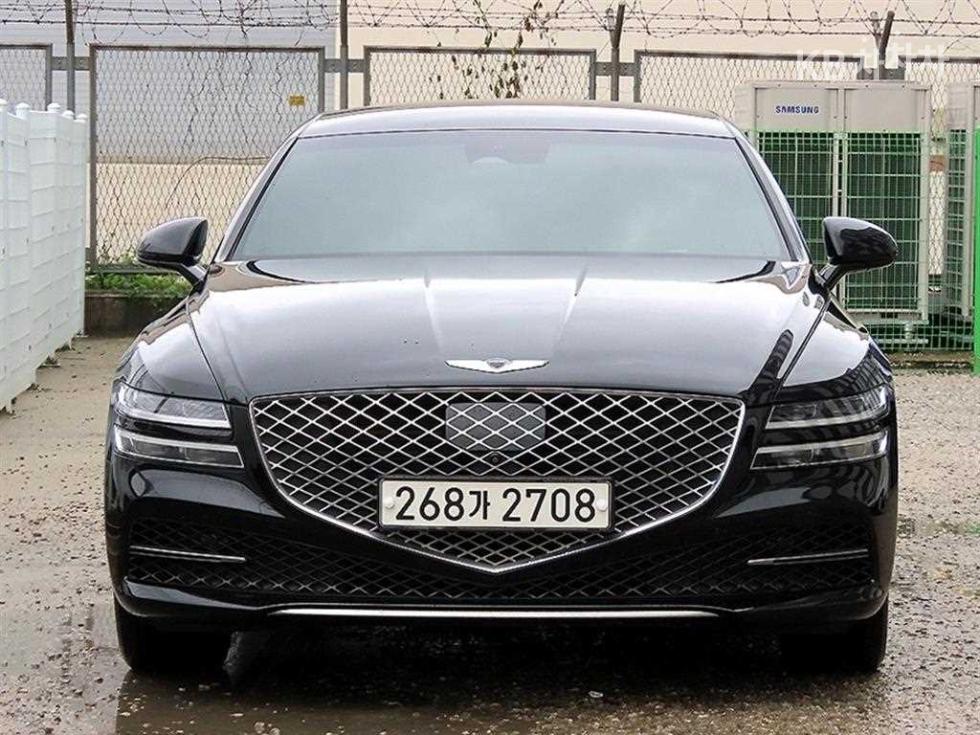 جينيسيس G80