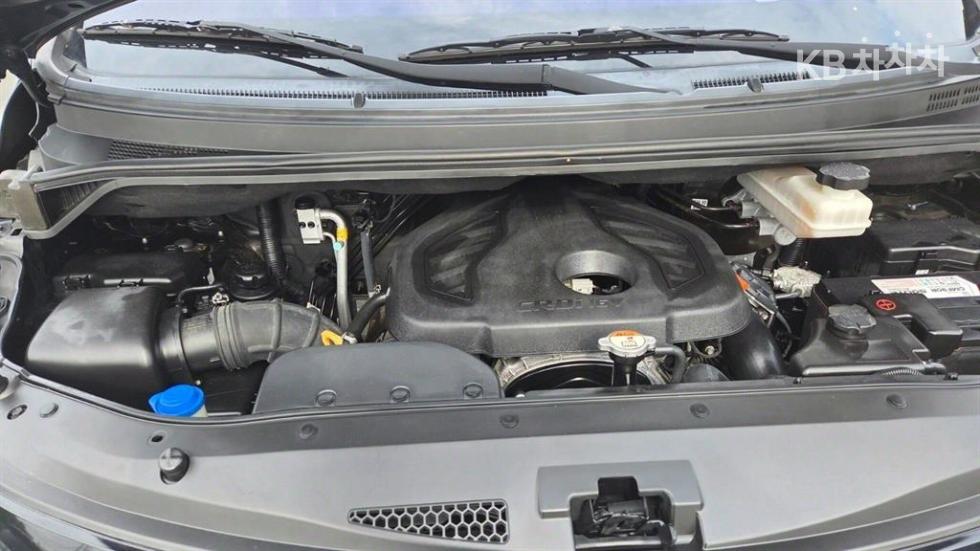 Hyundai Starex — miniaturë 10