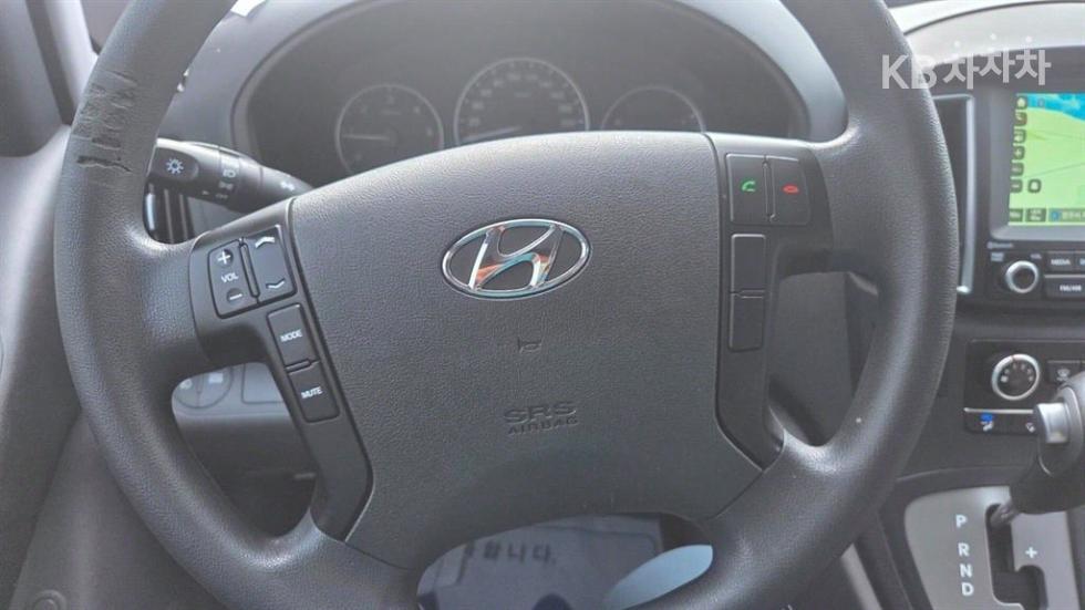 Hyundai Starex — miniaturë 16