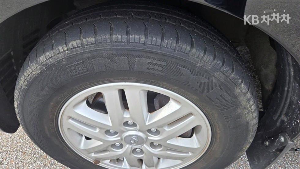 Hyundai Starex — miniaturë 17