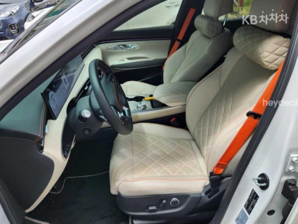 2024 GV70 — Korean used car export from SH GLOBAL
