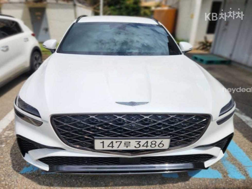 2024 Genesis GV70 photo