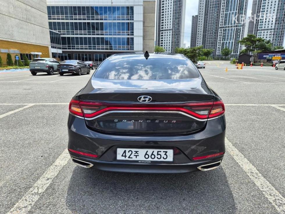 Hyundai Grandeur — miniaturë 3