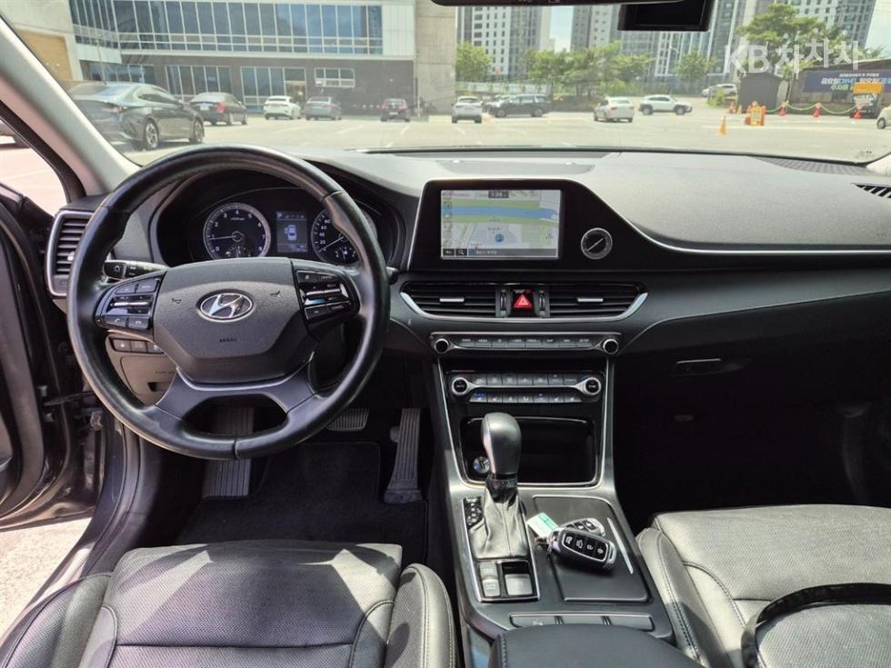Hyundai Grandeur — miniaturë 17