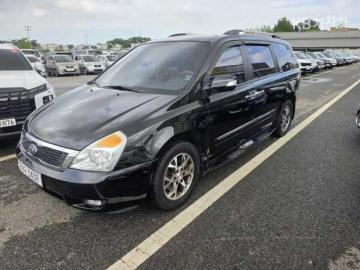 Kia Carnival glx  luxury — foto 1
