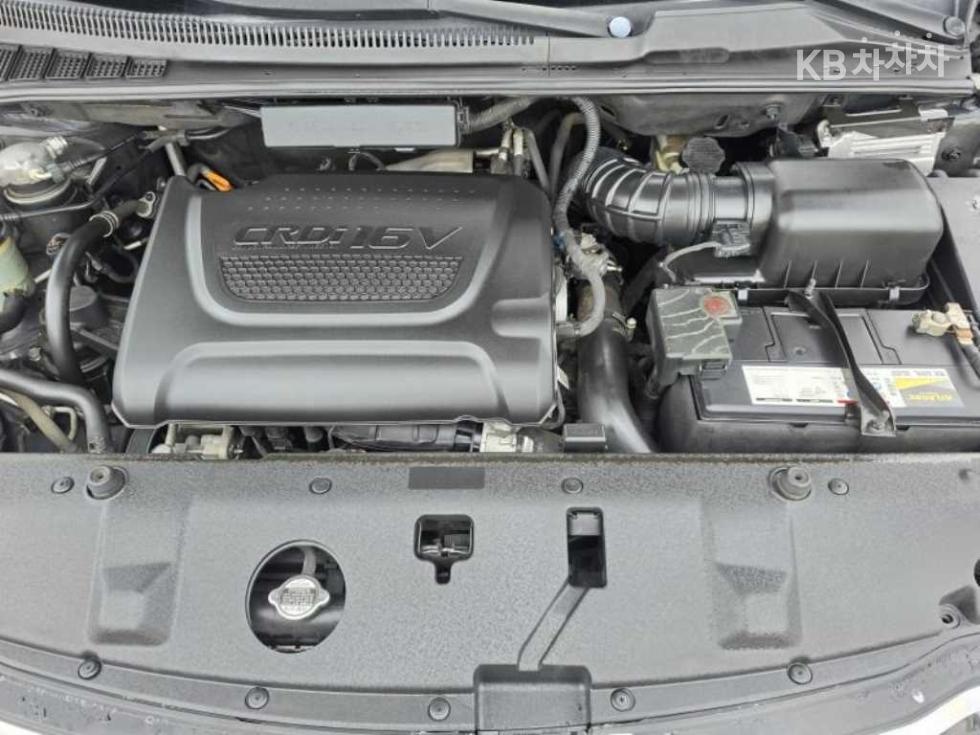 Kia Carnival — miniaturë 17