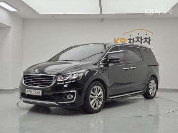 Kia Carnival 7인승 2.2 디젤 리무진 — foto 1