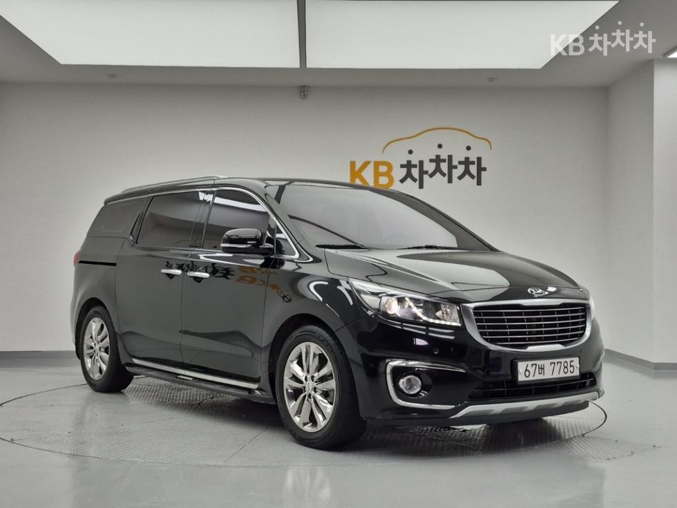 Kia Carnival — miniaturë 2