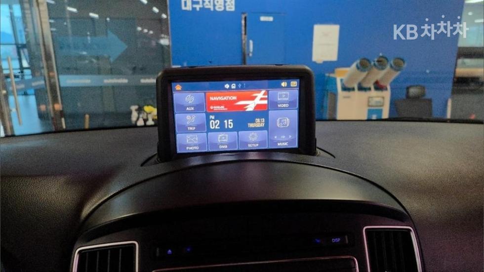 Hyundai Starex — miniaturë 9