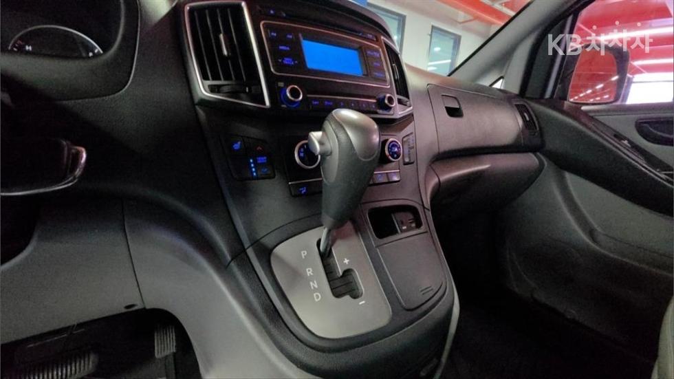 Hyundai Starex — miniaturë 10