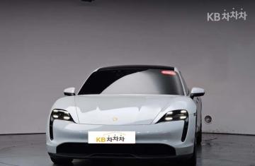 Porsche Taycan 4s — foto 1