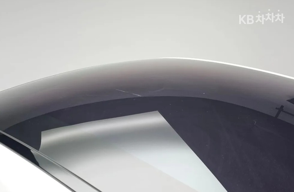 Porsche Taycan — miniaturë 20
