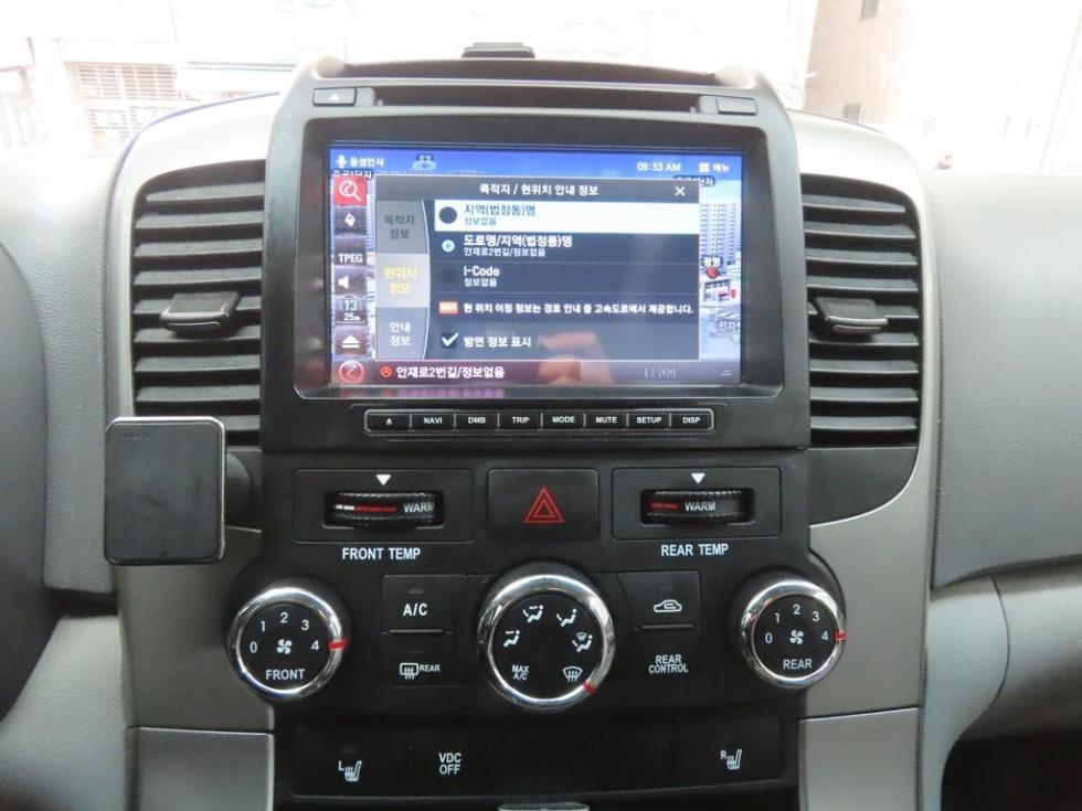 Kia Carnival — miniaturë 11