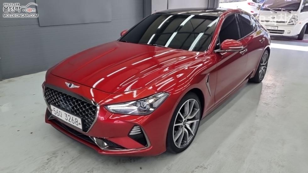 Genesis G70