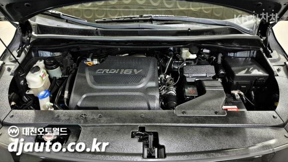 Kia Carnival — miniaturë 20