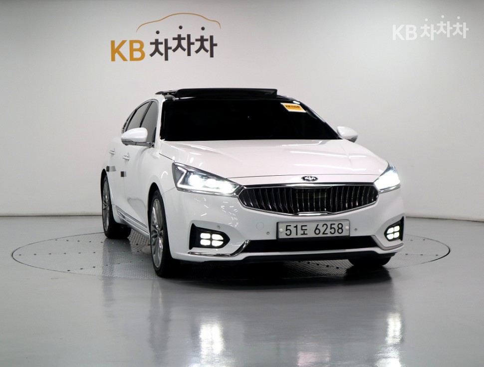 Kia K7 — miniaturë 2
