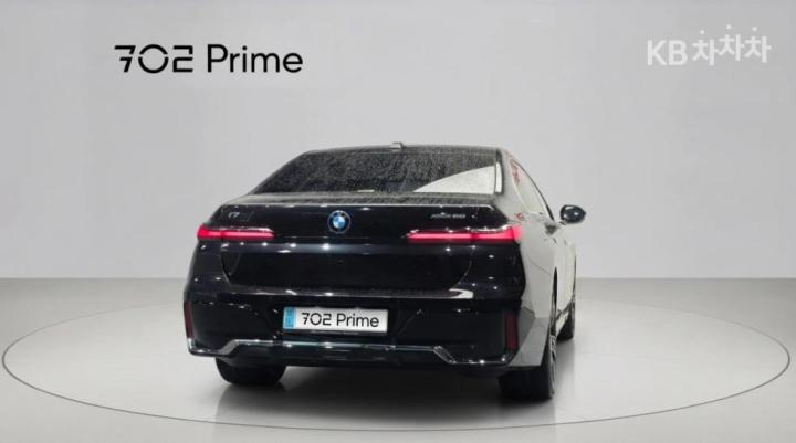 BMW i7 — miniaturë 2