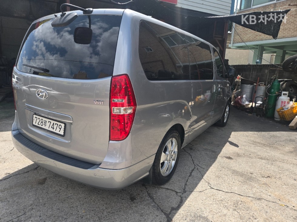 Hyundai Starex — miniaturë 4