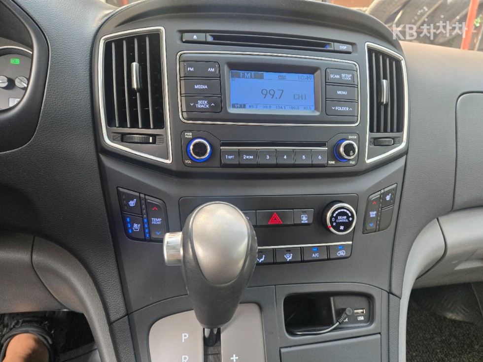Hyundai Starex — miniaturë 6