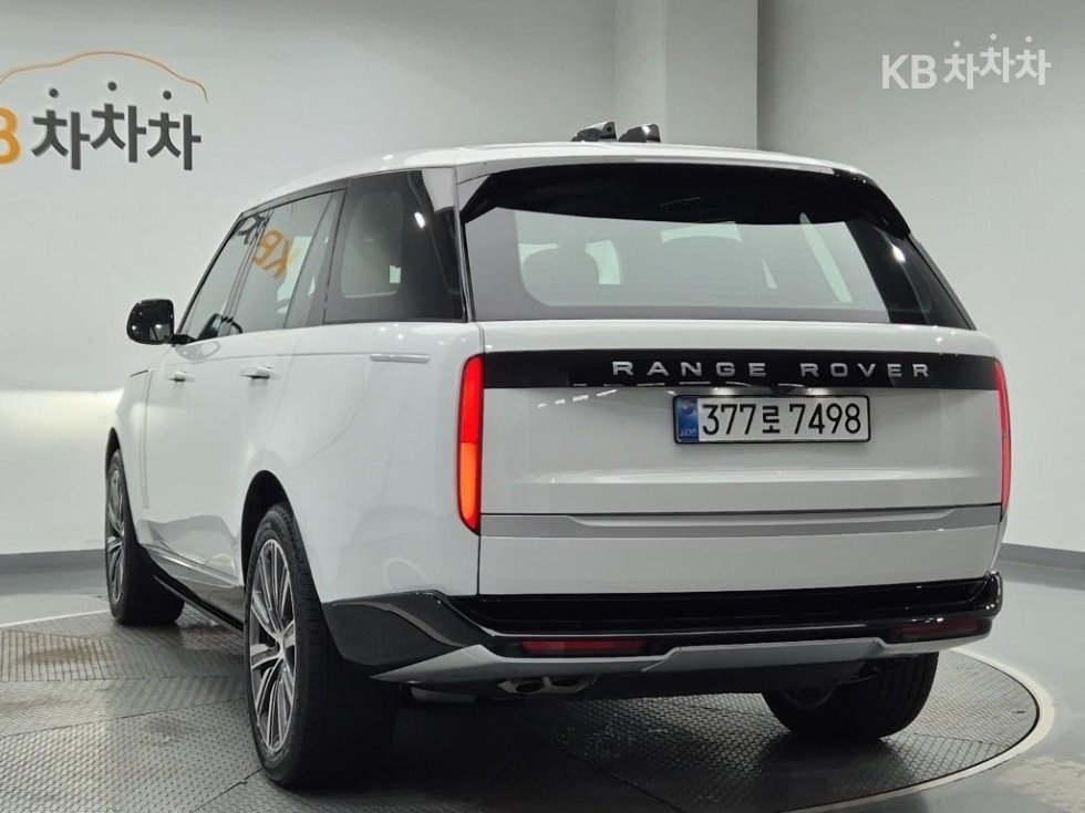 Land Rover Range Rover — miniaturë 2