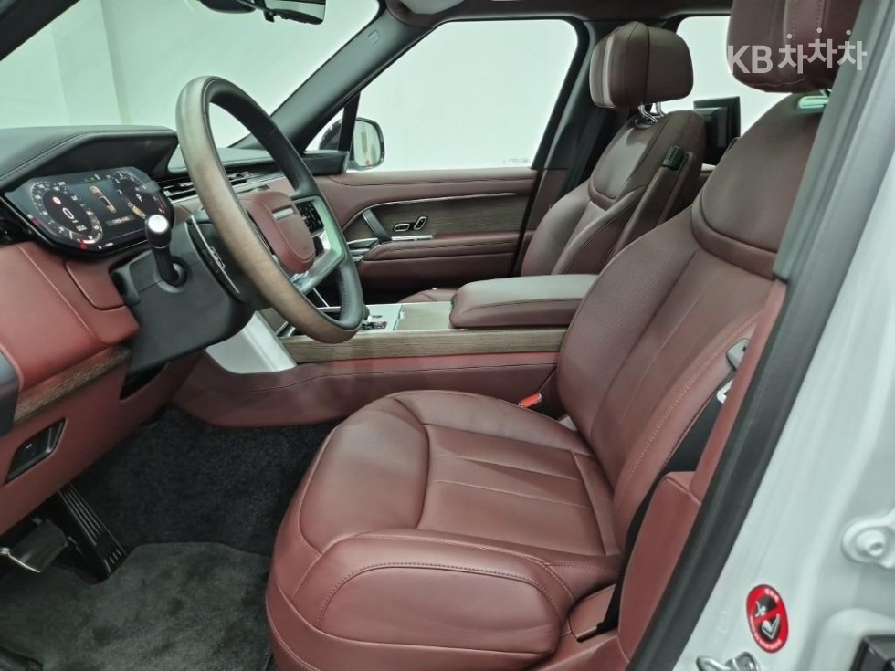 Land Rover Range Rover — miniaturë 11