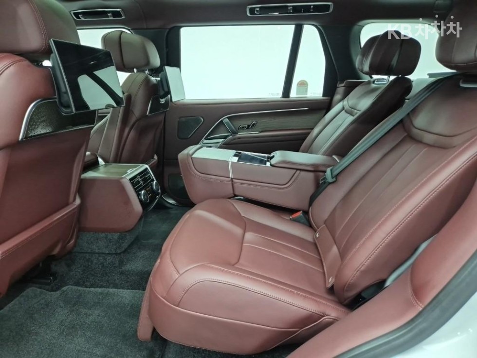 Land Rover Range Rover — miniaturë 12