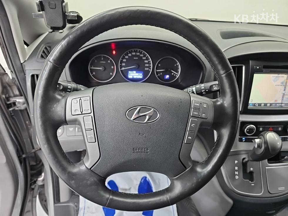 Hyundai Starex — miniaturë 9