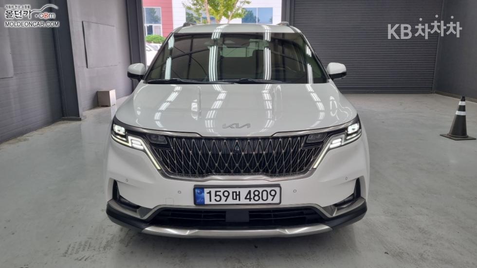Kia Carnival — miniaturë 3