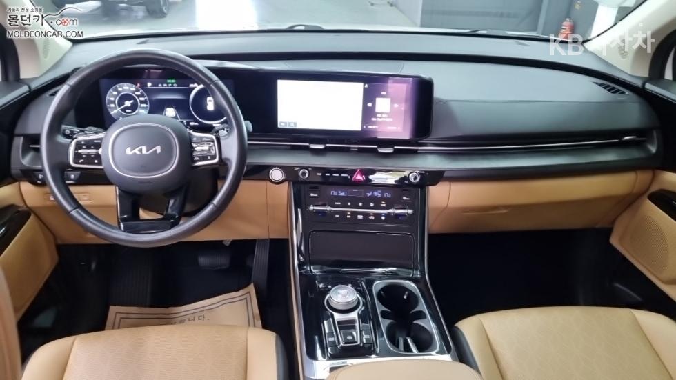 Kia Carnival — miniaturë 7