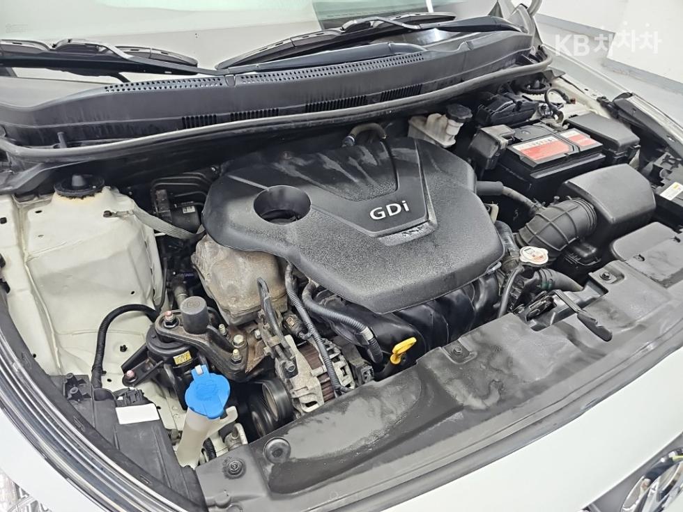Hyundai Accent — miniaturë 5